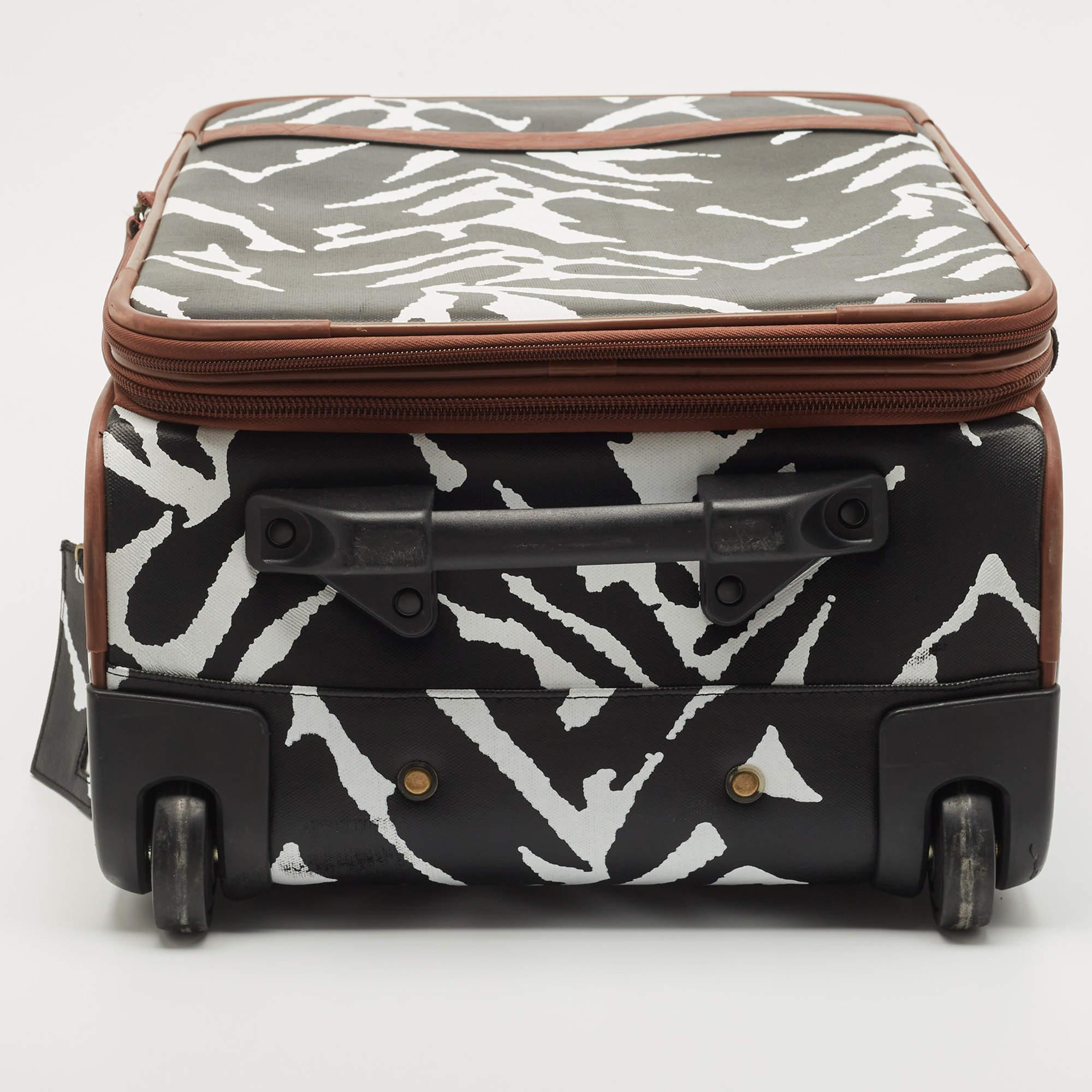 Diane Von Furstenberg Black/White Zebra Print Canvas 2 Wheeled Luggage In Good Condition In Dubai, Al Qouz 2