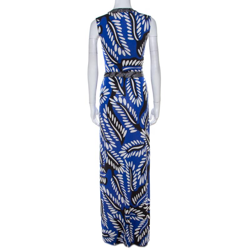 Best known for the wrap dress design, Diane von Furstenberg is a name beloved by many. This maxi wrap dress in blue is designed to give you a flattering silhouette. It comes covered in prints and finished with a tie.

Includes: The Luxury Closet