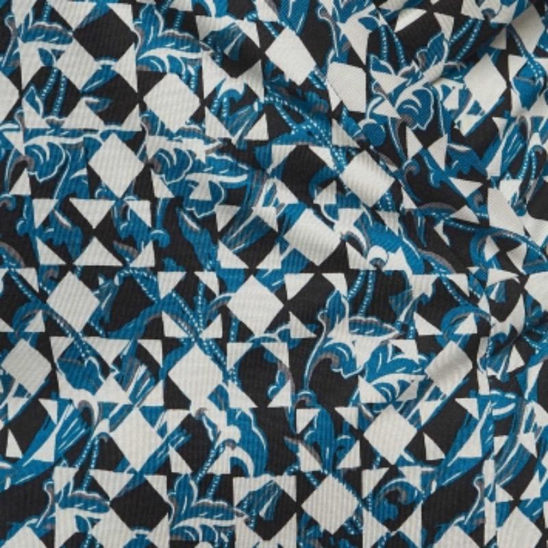 Realizzato senza sforzo in un design chic, questo abito a portafoglio di Diane von Furstenberg è facile da indossare e da accessoriare. Realizzato su misura, questo abito rimarrà sicuramente uno dei preferiti stagione dopo stagione.