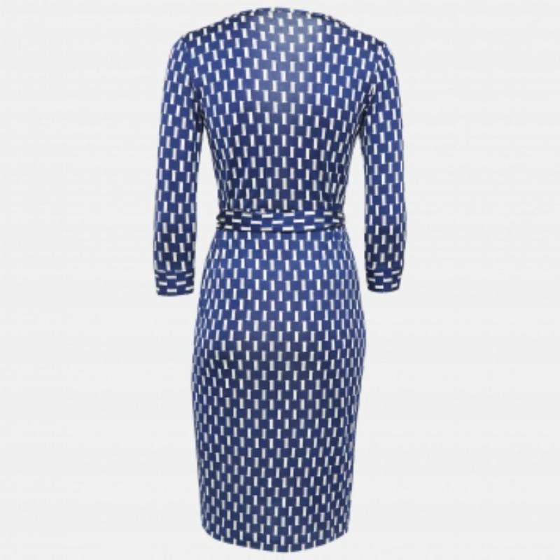 Diane von Furstenberg Bleu Robe portefeuille en jersey de soie imprimé XS en vente 1