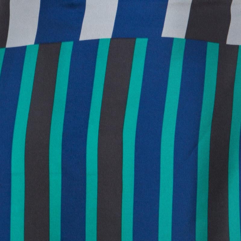 Diane Von Furstenberg Blue Striped Silk Asymmetric Saxon Skirt S In New Condition In Dubai, Al Qouz 2