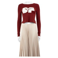 Diane Von Furstenberg haut court bordeaux avec logo, taille XS