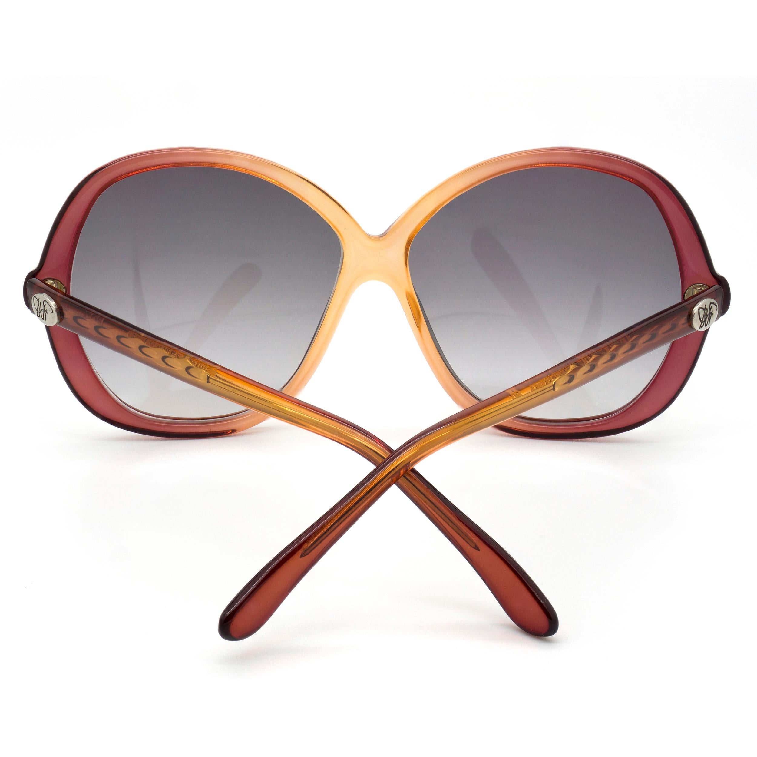 Diane von Furstenberg butterfly vintage sunglasses, France 70s In New Condition In Santa Clarita, CA