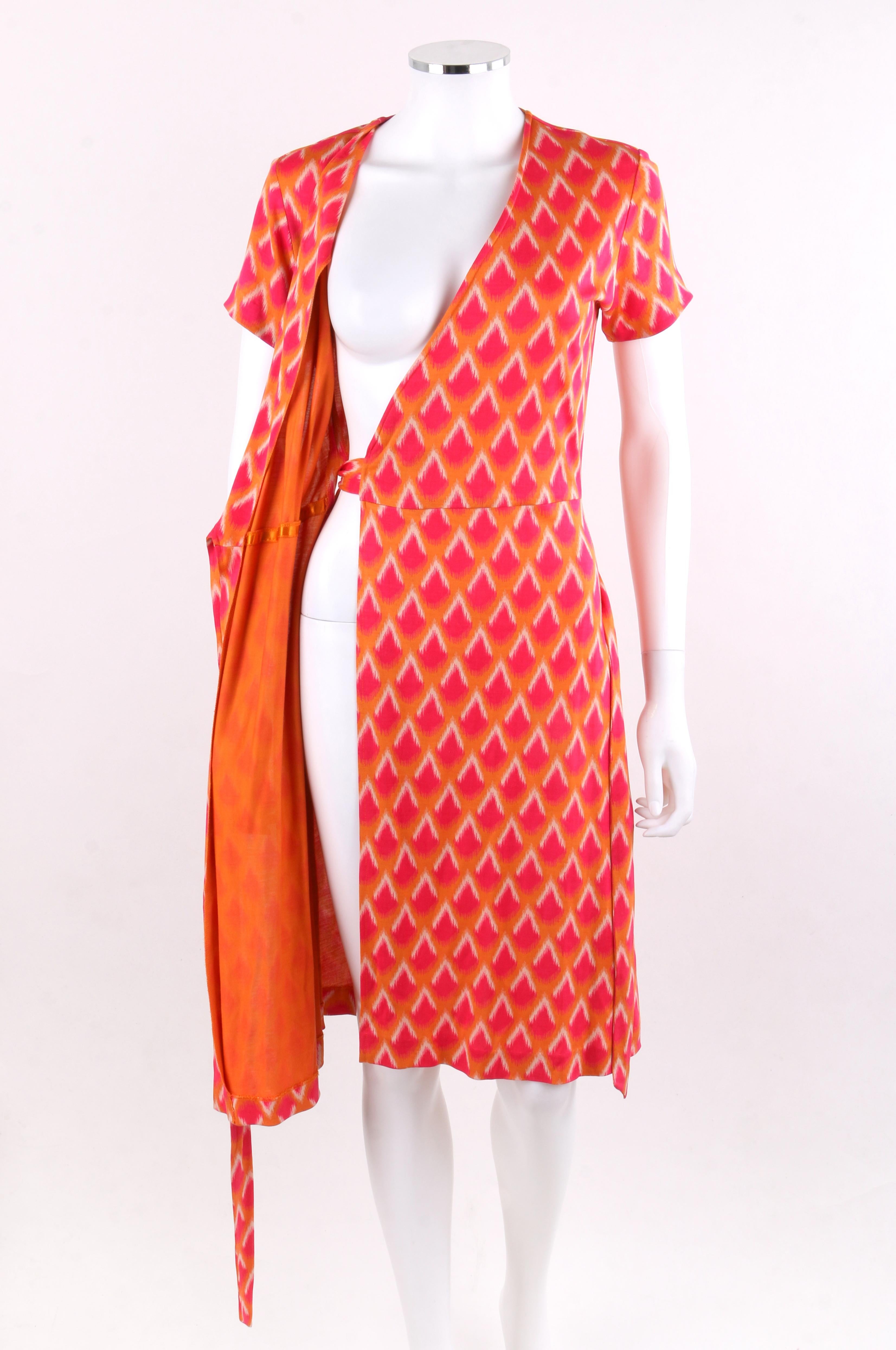 Red DIANE VON FURSTENBERG c.1970's DVF Abstract Print Silk Jersey Iconic Wrap Dress For Sale