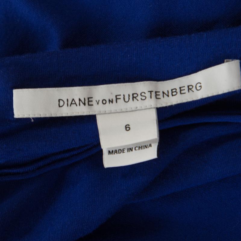 Diane von Furstenberg Cobalt Blue Jersey New Julian Wrap Dress M In Good Condition In Dubai, Al Qouz 2