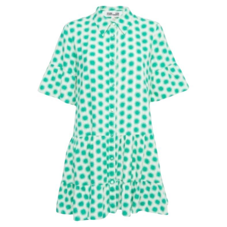 Diane von Furstenberg - Mini abito in cotone stampato in crema e verde con bottoni davanti M. in vendita