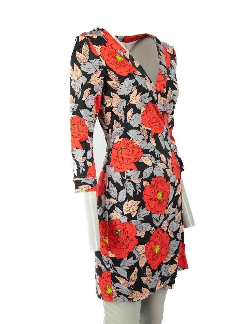 CONDITION is Very good. Minimal wear to dress is evident. Minimal wear to the right sleeve with tiny mark on this used Diane Von Furstenberg designer resale item.
 
 Details
 Multicolour
 Silk
 Mini wrap dress
 Floral print pattern
 V neckline
 Tie