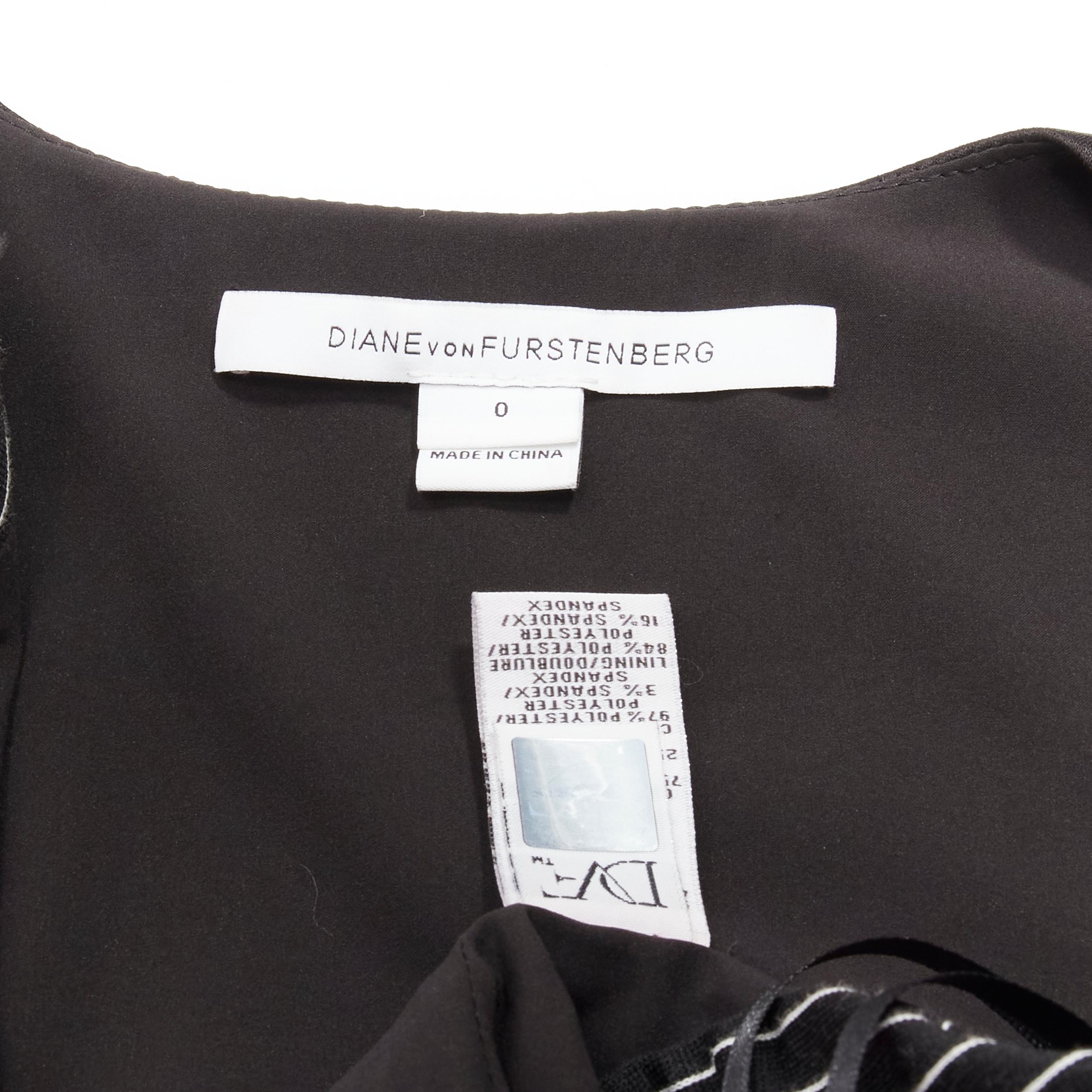 DIANE VON FURSTENBERG Gilet Dress black white vertical pinstripes dress US0 XS For Sale 5