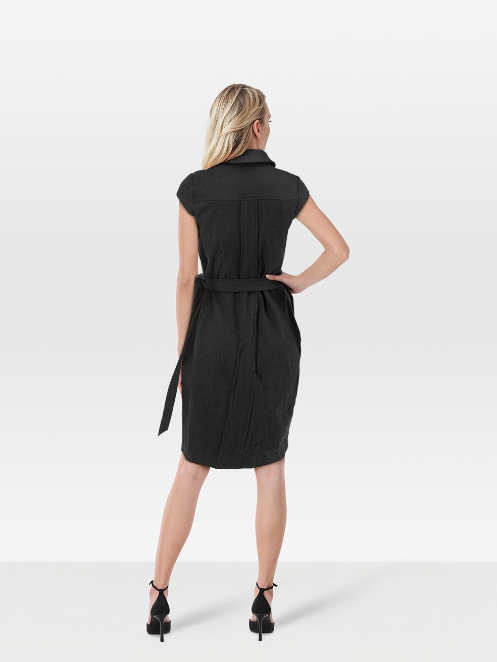 L'ÉTAT est très bon. L'usure de la robe est minime. Décoloration sous les deux aisselles sur cet article de revente d'occasion de Diane Von Furstenberg. Les décolorations peuvent nécessiter un lavage délicat à la main, contrairement aux instructions