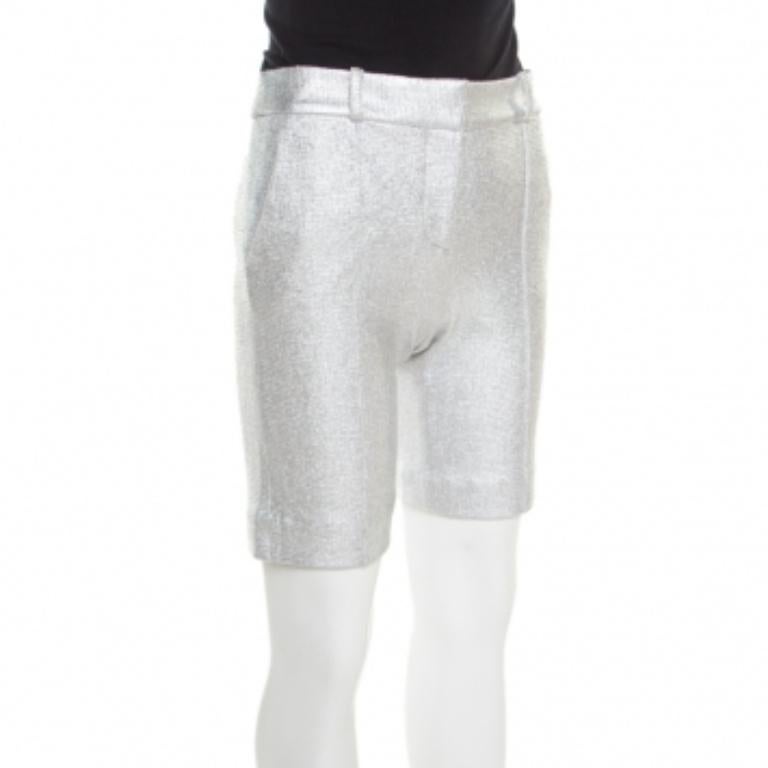 Diane von Furstenberg Metallic Silver Silk Lined New Boymuda Shorts S (Silber) im Angebot