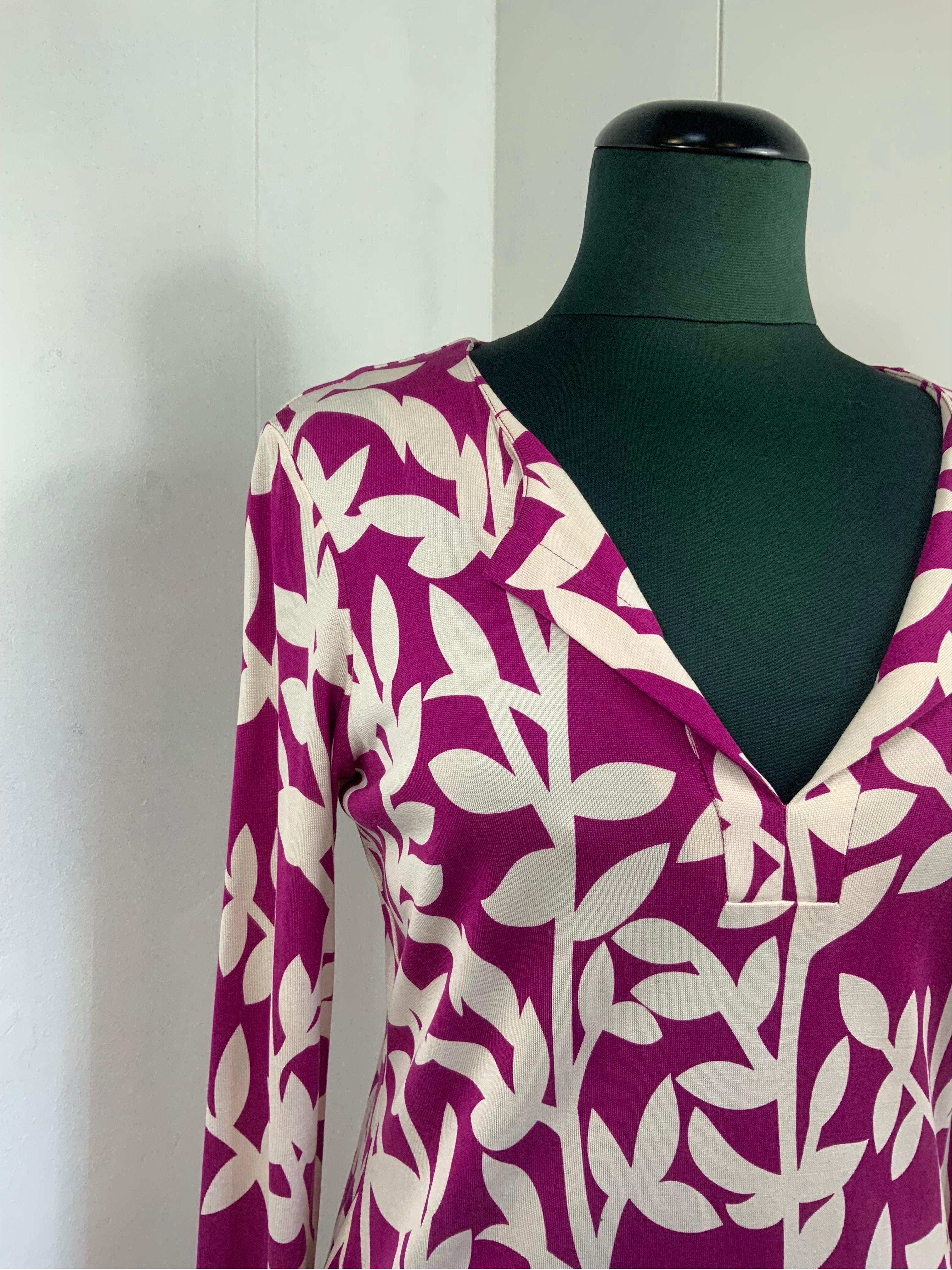 Brown Diane Von Furstenberg mid lenght dress For Sale