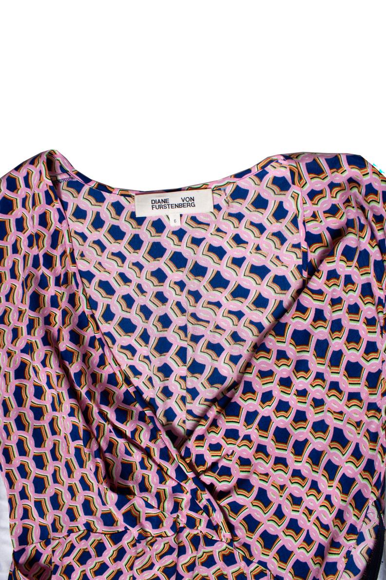 Diane Von Furstenberg, Midi dress with graphic print For Sale 1