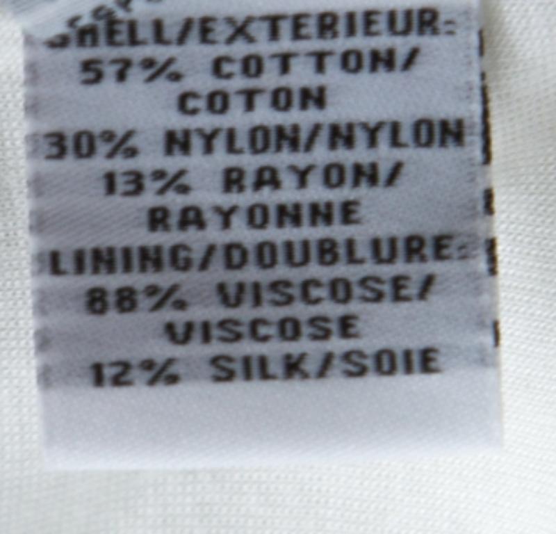 Diane von Furstenberg Off White Langärmeliges Zarita Spitzenkleid S im Zustand „Gut“ im Angebot in Dubai, Al Qouz 2