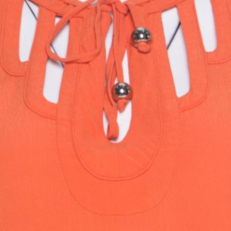 Optez pour une robe Diane Von Furstenberg comme celle-ci si vous recherchez un look sans effort. Taillée dans un tissu mélangé, la robe Kea présente des découpes, des manches longues et un lien à l'encolure. A porter aussi bien avec des talons