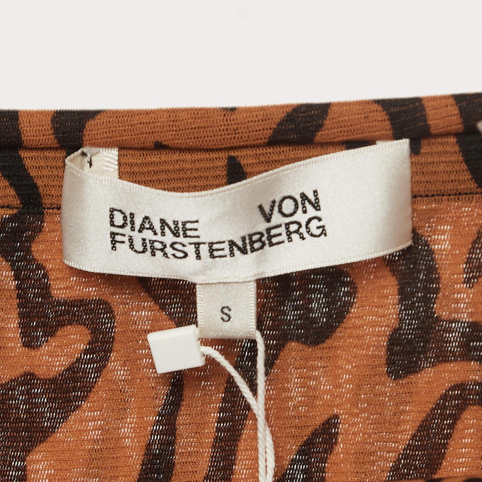 Diane Von Furstenberg Orange Print Stretch Knit Caspian Tigress Midi Skirt S For Sale 1