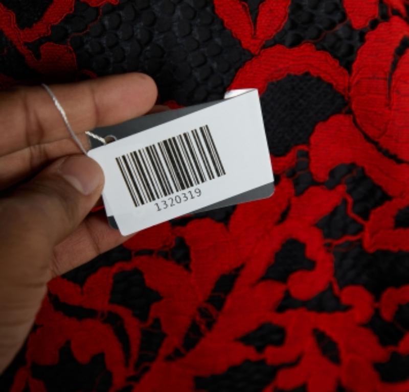 Diane von Furstenberg Mini Dress Gadie in pizzo rosso e nero M. in vendita 1