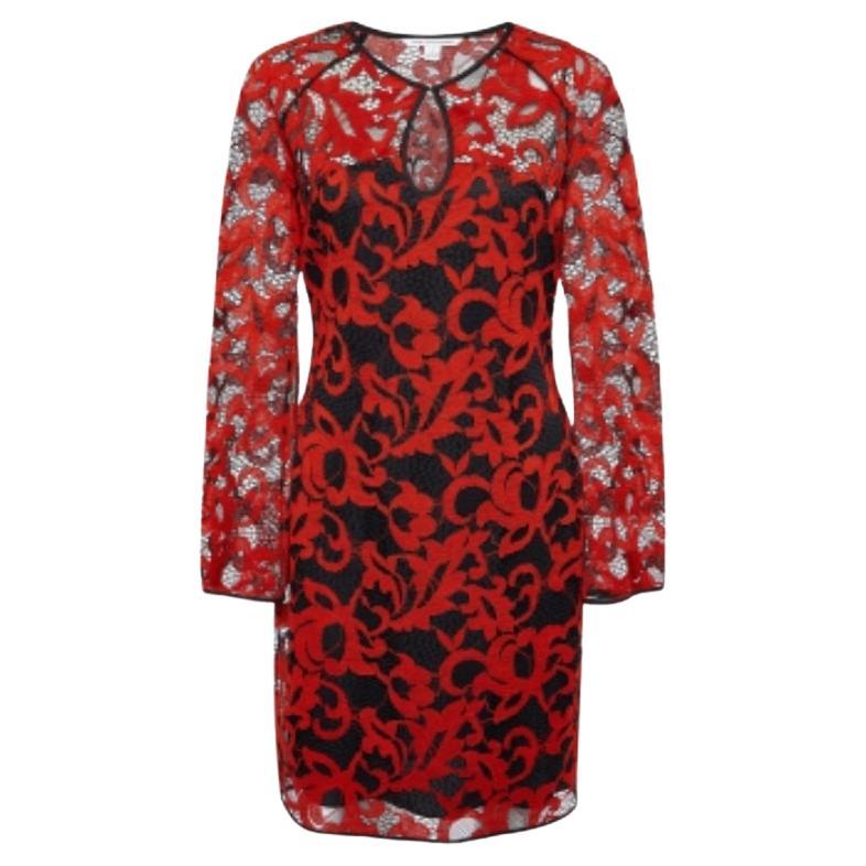 Diane von Furstenberg Mini Dress Gadie in pizzo rosso e nero M. in vendita