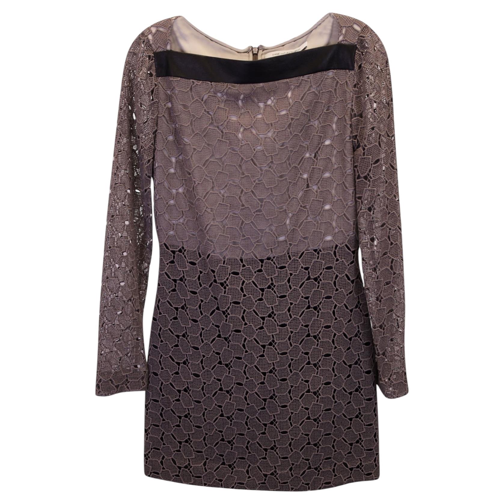Pre-owned Diane Von Furstenberg Sarita Lace Mini Dress In Pastel Purple Polyester