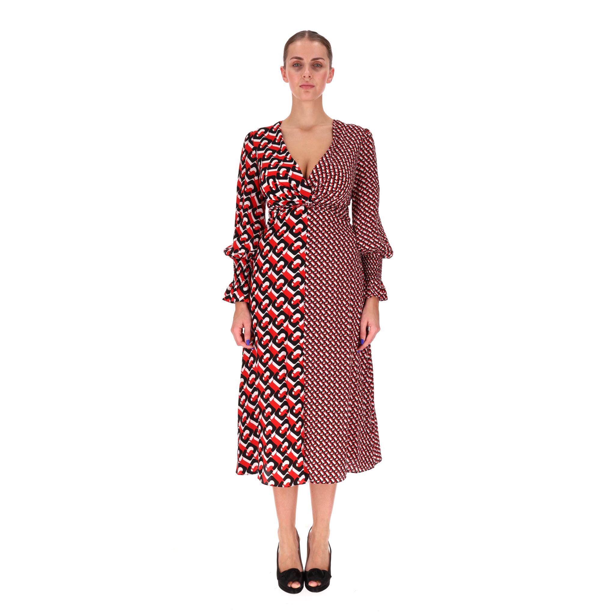 Diane von Furstenberg - Robe midi imprimée en crêpe de soie

Robe midi rouge, noire et blanche avec imprimé 'The Chine' en crêpe de soie.

Décolleté en V et taille nouée.

Poignets élastiques avec fermeture à crochet et à glissière dissimulée au