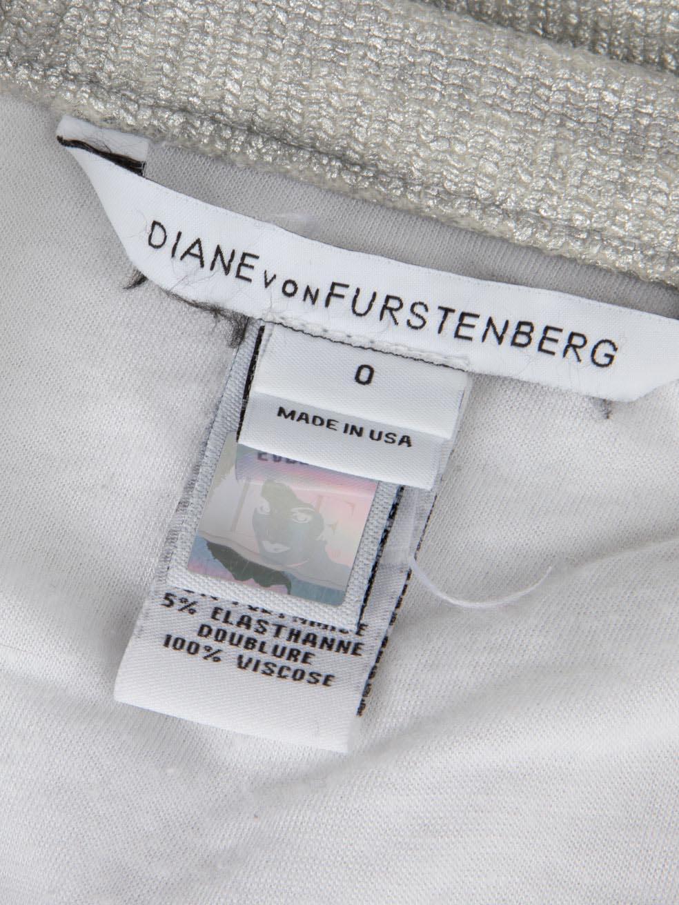 De las mujeres Diane von Furstenberg Falda plateada ajustada a la rodilla Talla XXS en venta