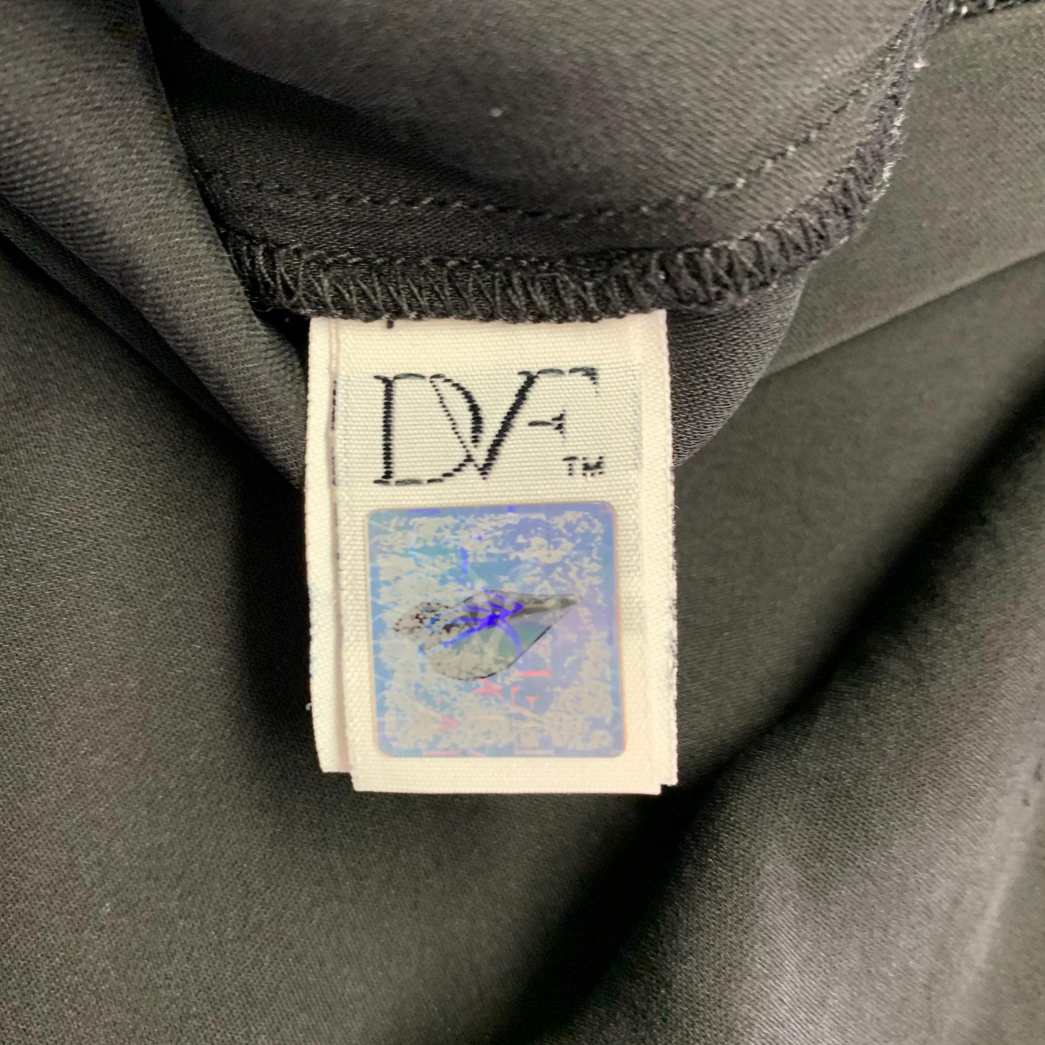 DIANE VON FURSTENBERG Size 6 Black Silk Blend Half Placket Shirt For Sale 2