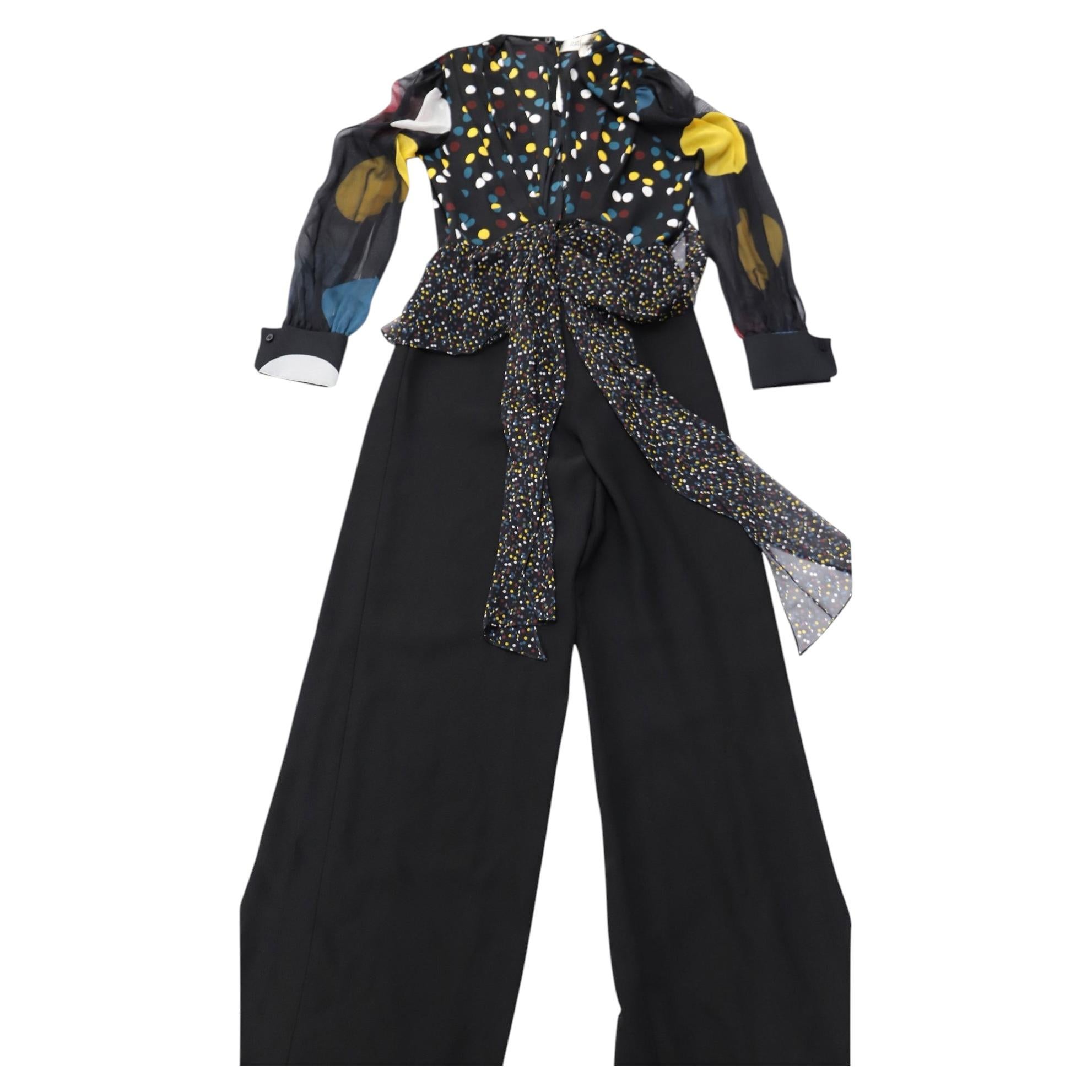 Diane von Furstenberg „Sophie Dot“-Jumpsuit aus schwarzem Rayon im Angebot