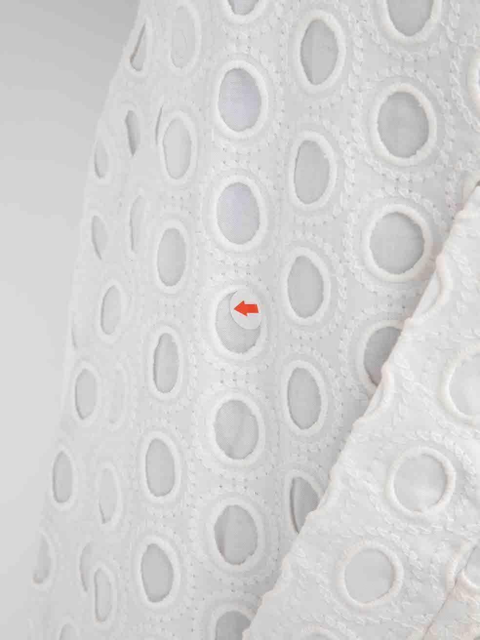 Diane Von Furstenberg - Robe blanche recouverte de dentelle, taille M en vente 2