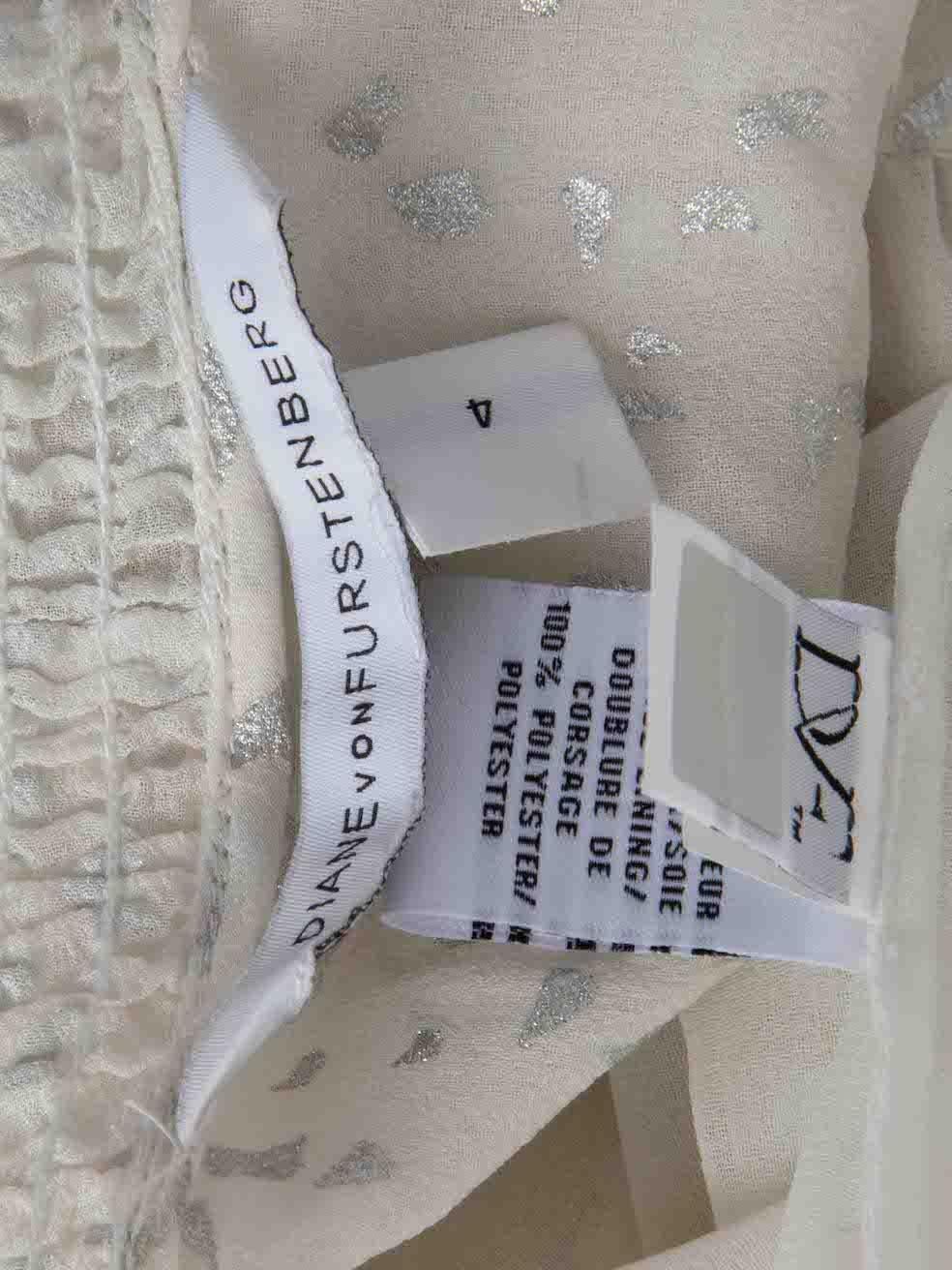 Diane Von Furstenberg White Metallic Buttoned Top Size S For Sale 2