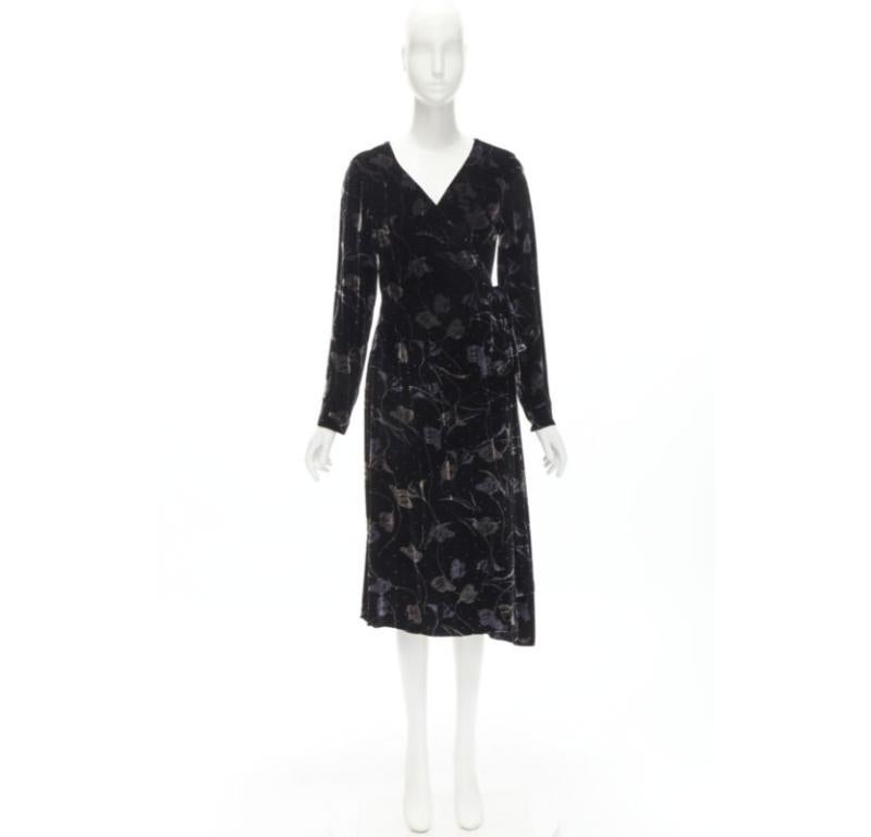 DIANE VON FUSTENBERG black floral print velvet wrap dress robe XS For Sale 5