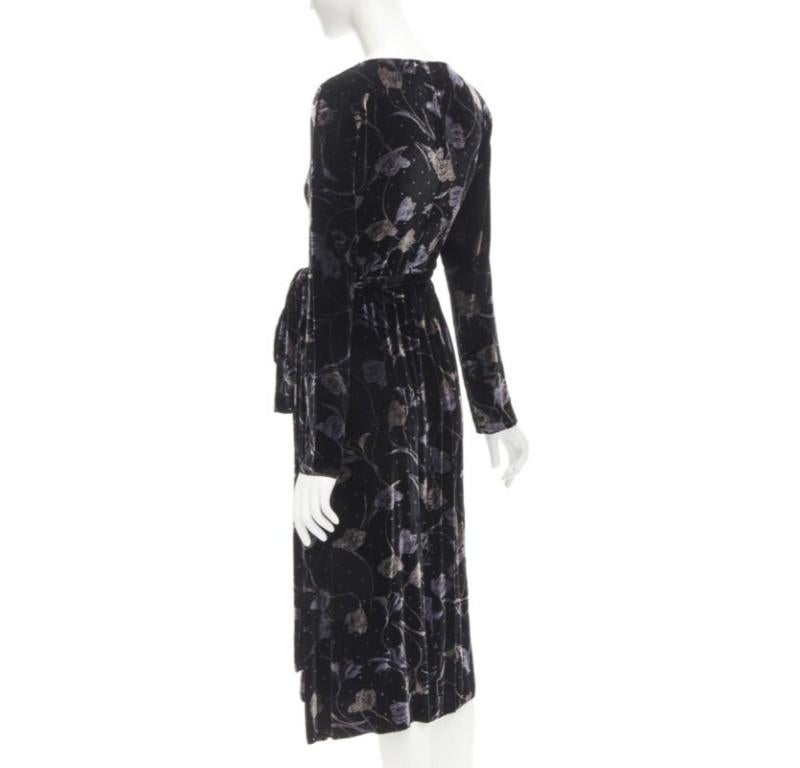 DIANE VON FUSTENBERG black floral print velvet wrap dress robe XS For Sale 1