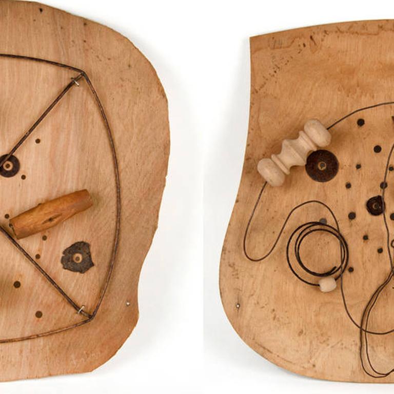 Kinderspielzeug (I und II) (Braun), Abstract Sculpture, von Dianne Baker