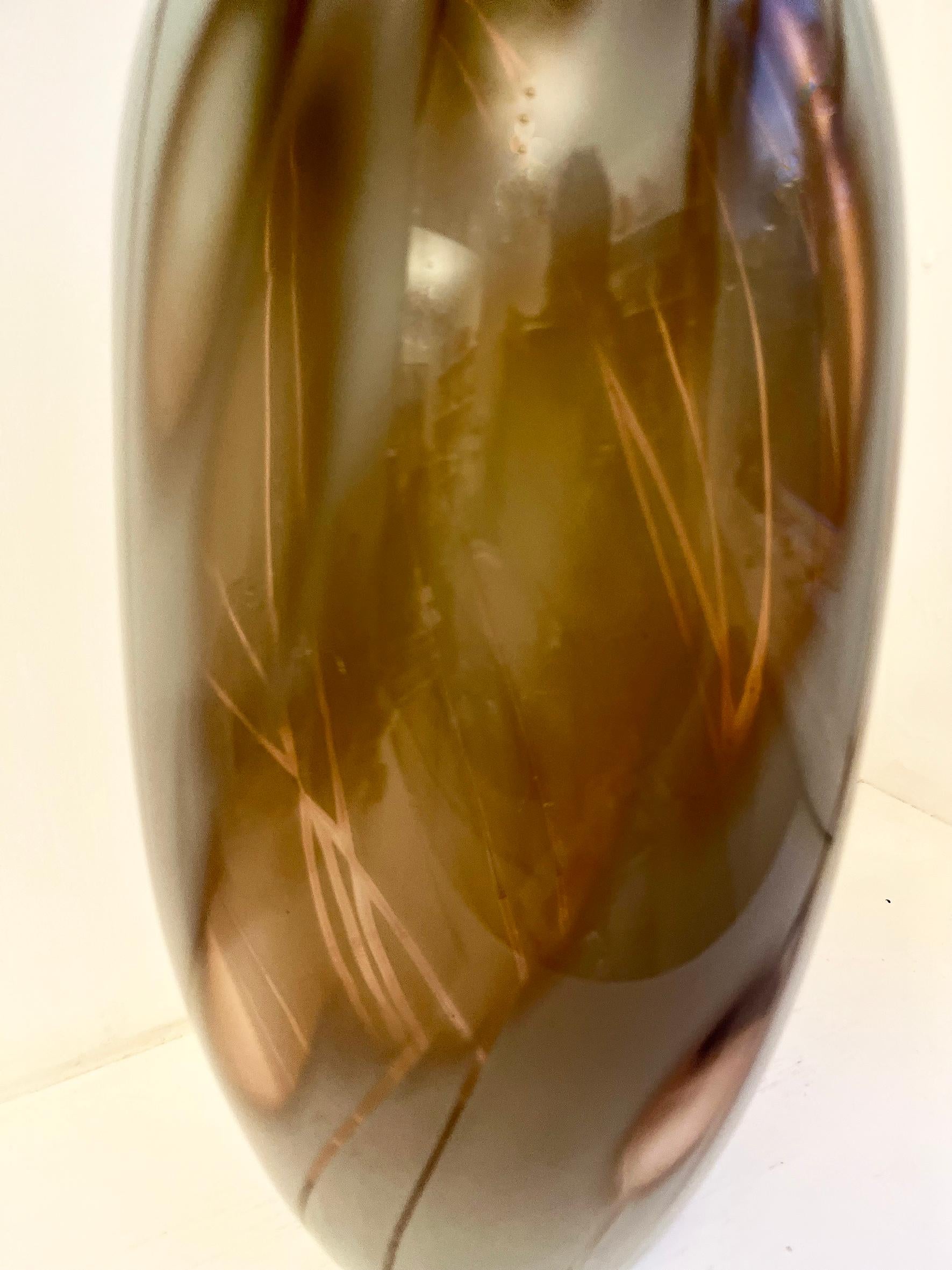 Dianthus Celoden mundgeblasenes Glas Unikat Graal-Gefäß, Michèle Oberdieck im Angebot 2