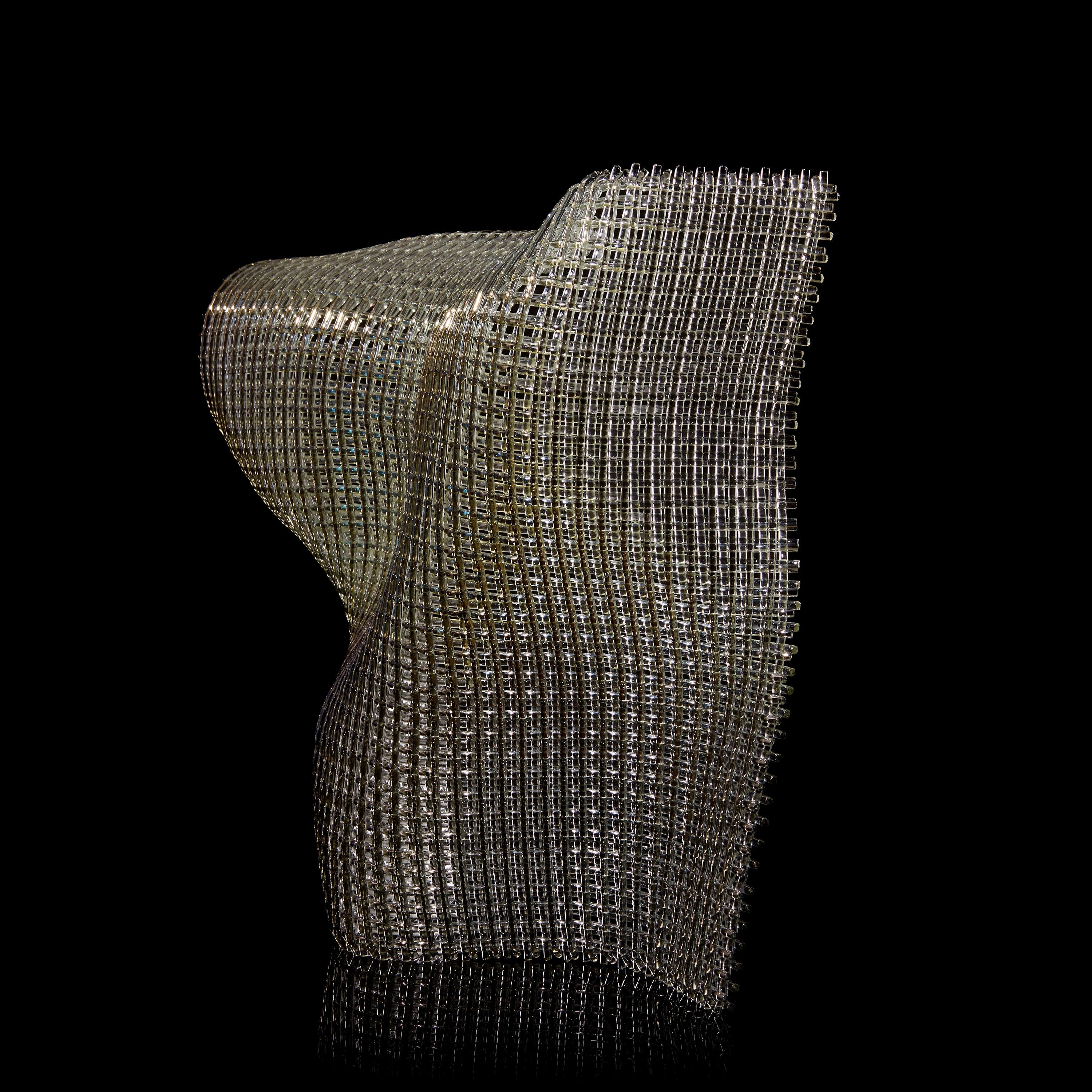 Diaphanous, una scultura in piedi in vetro iridescente di Cathryn Shilling in vendita 8
