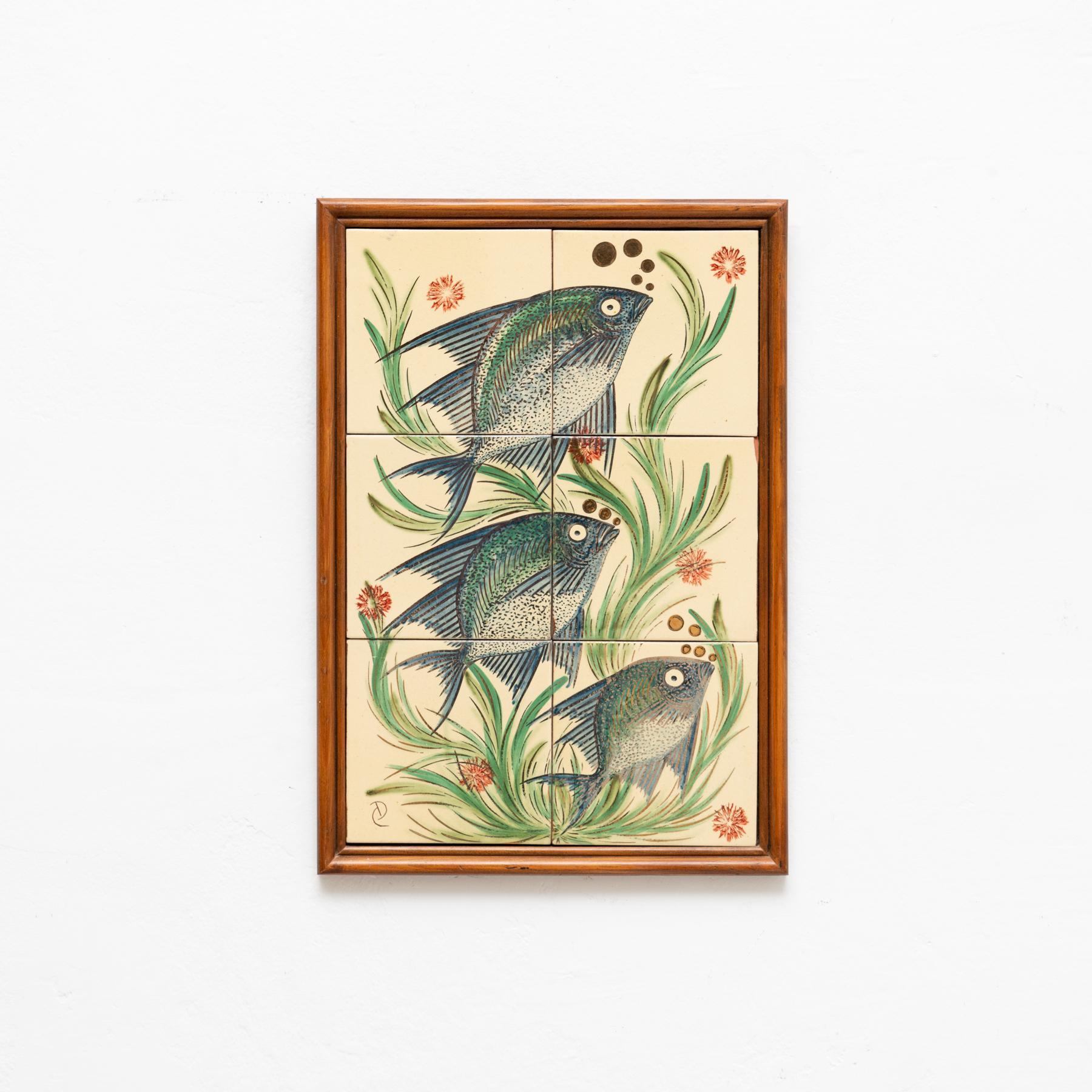 Ceramic hand painted artwork of three fishes by Catalan artist Diaz Costa, circa 1960.  

Framed. 

Signed.    

In original condition, with minor wear consistent of age and use, preserving a beautiul patina.