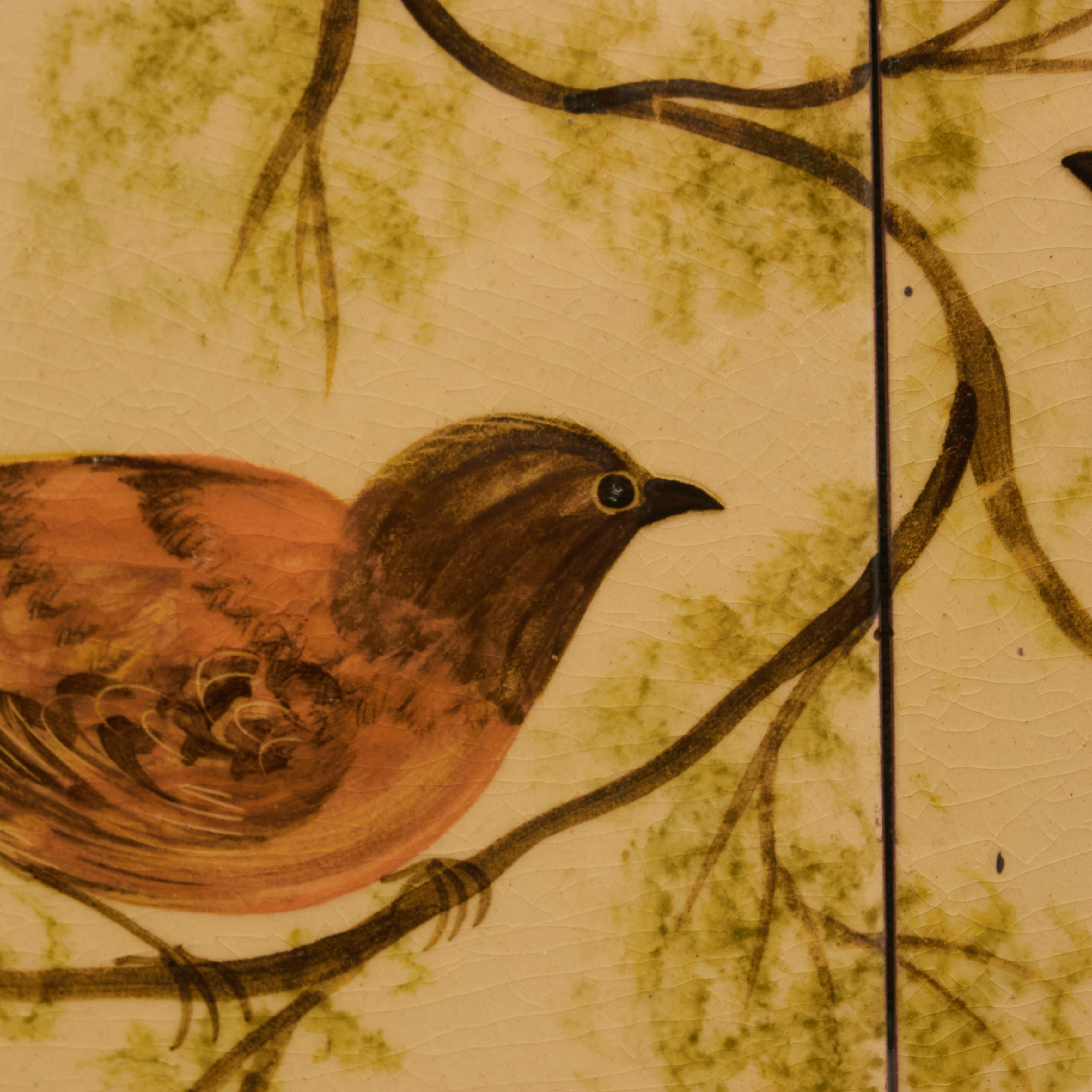 Milieu du XXe siècle Diaz Costa Oeuvre d'art en céramique peinte à la main représentant des oiseaux, circa 1960. en vente