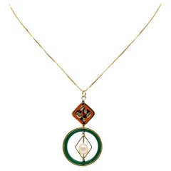 Collier de dés et de perles