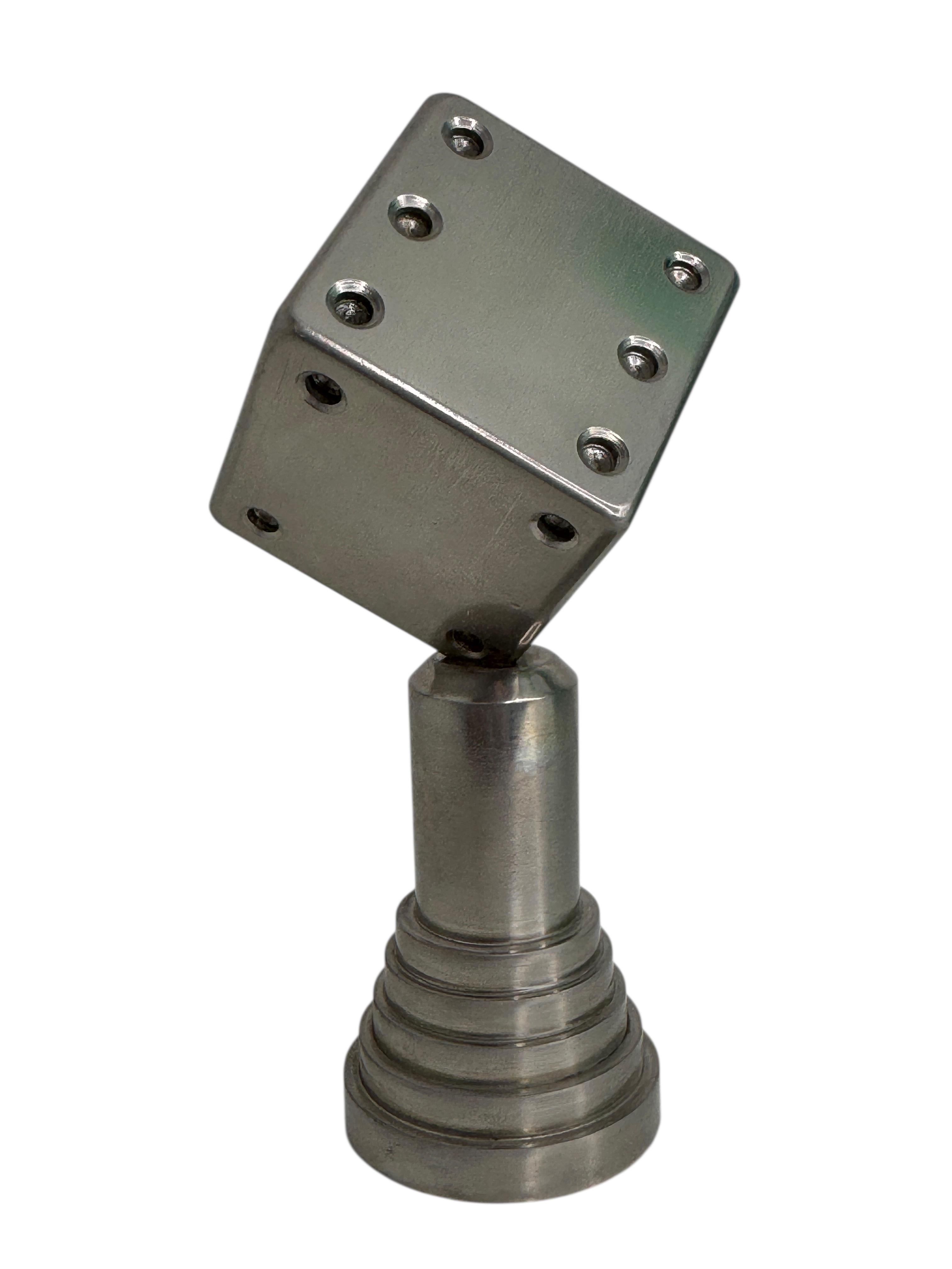 Dice Chrom-Metallstatue Papiergewicht Mid-Century Modern, Deutsch, 1980er Jahre (Ende des 20. Jahrhunderts) im Angebot