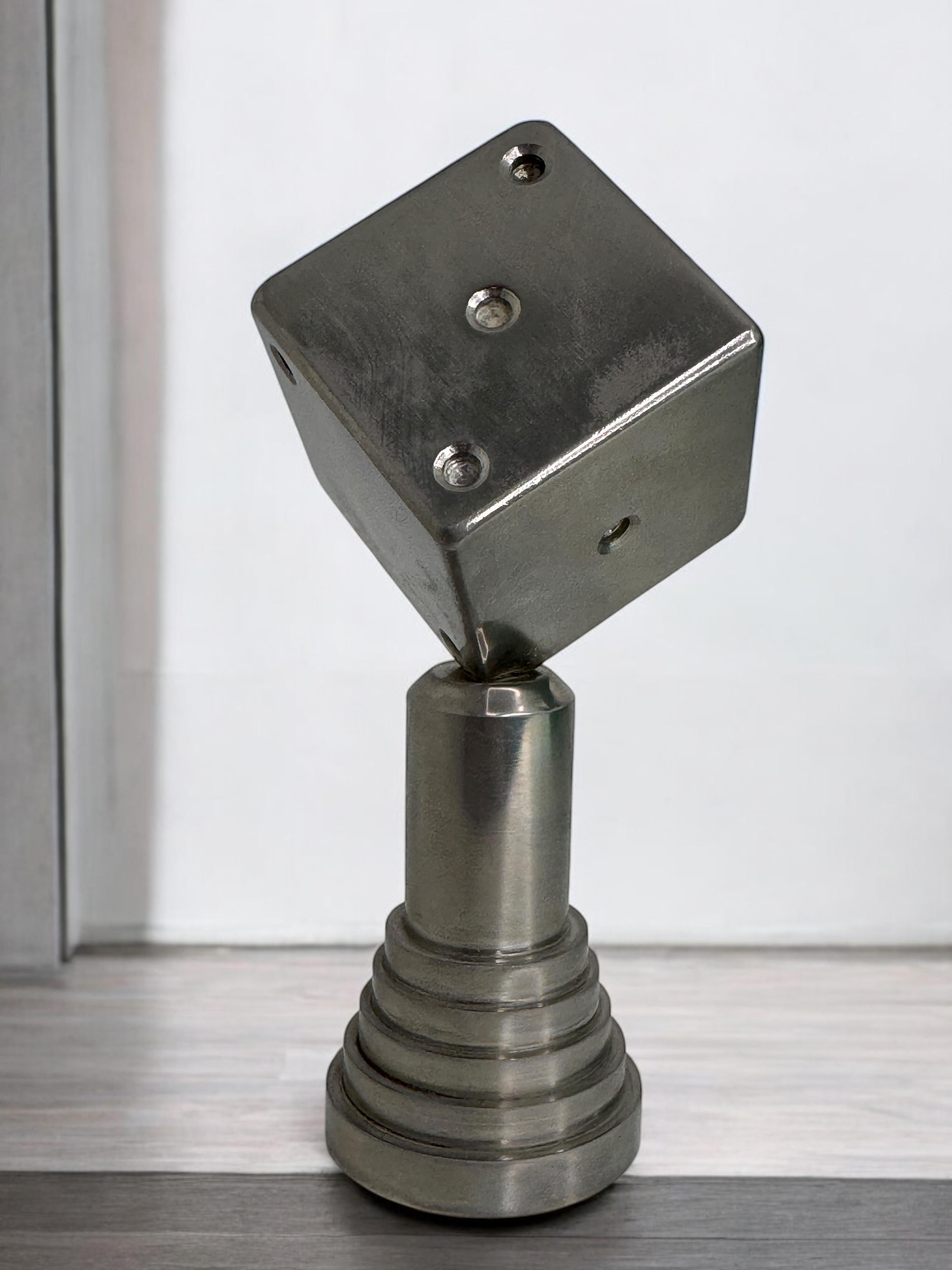 Dice Chrom-Metallstatue Papiergewicht Mid-Century Modern, Deutsch, 1980er Jahre im Angebot 2