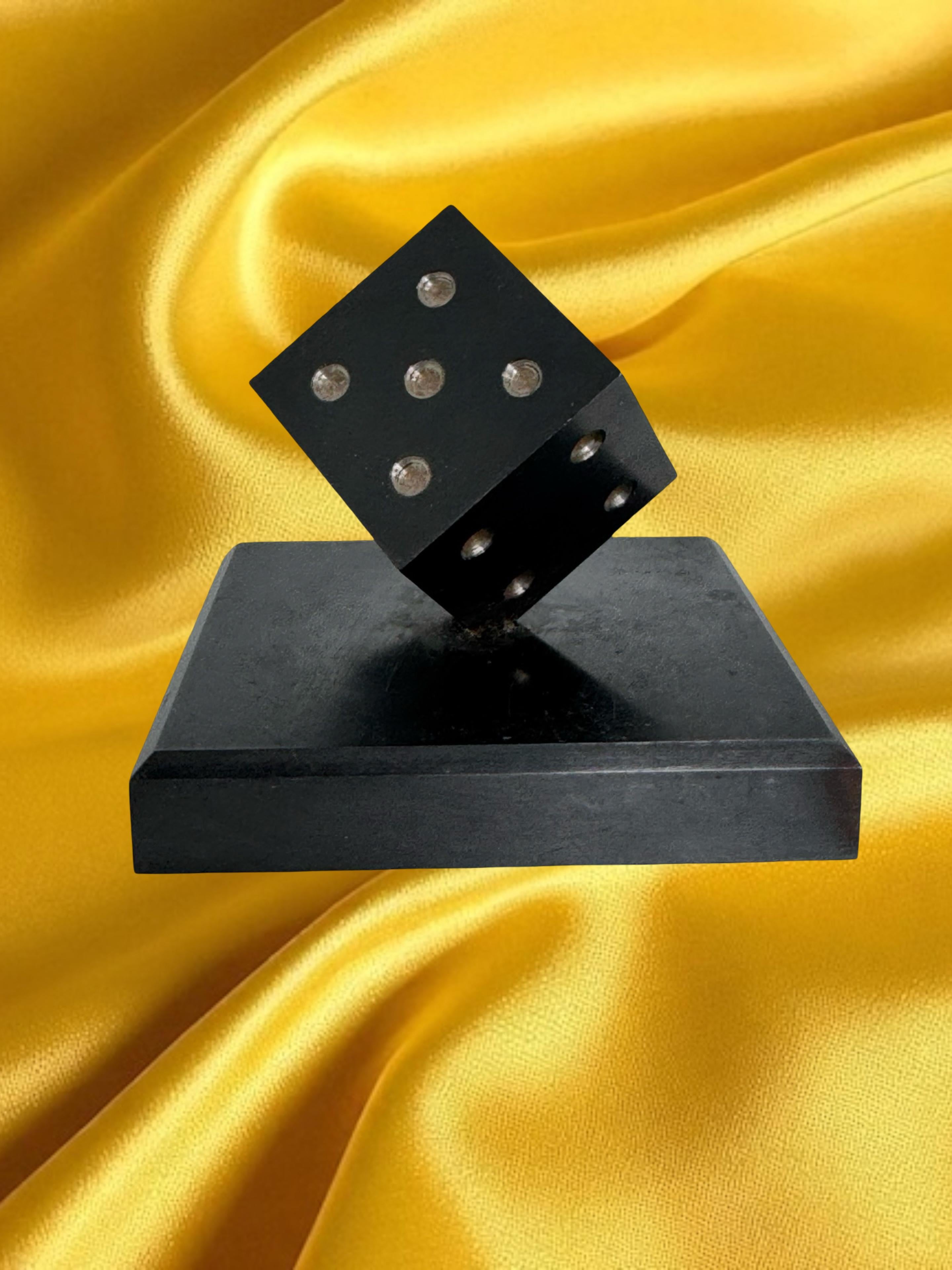 Dice Steel Metal Sculpture or Paper Weight Mid-Century Modern, German, 1970s im Angebot 3