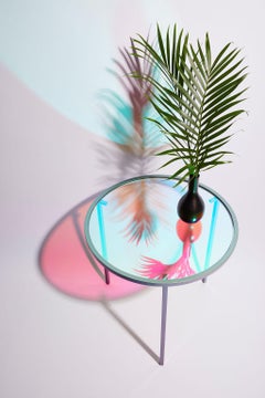 Table psychique en verre dichroïque et peinture automobile iridescente