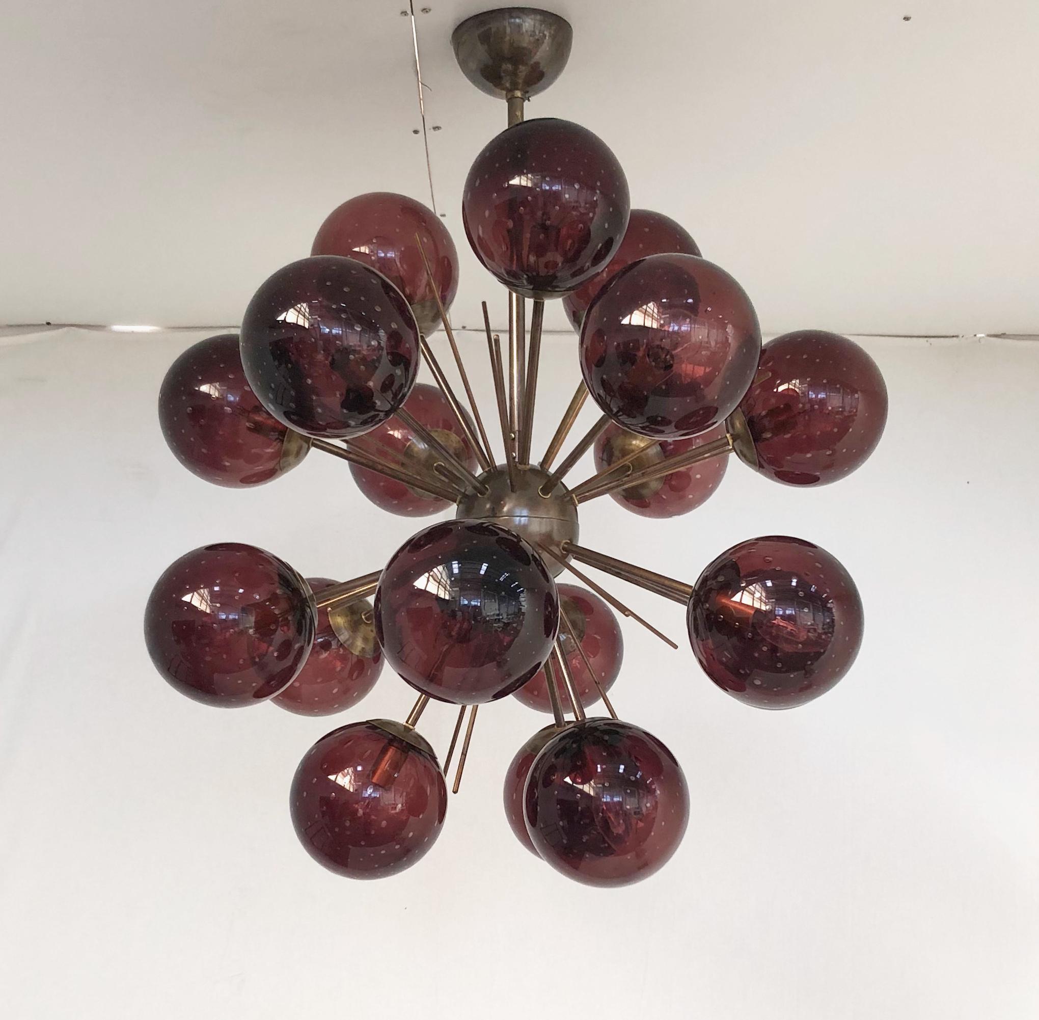 XXI secolo e contemporaneo Lampadario Diciotto Sputnik di Fabio Ltd in vendita