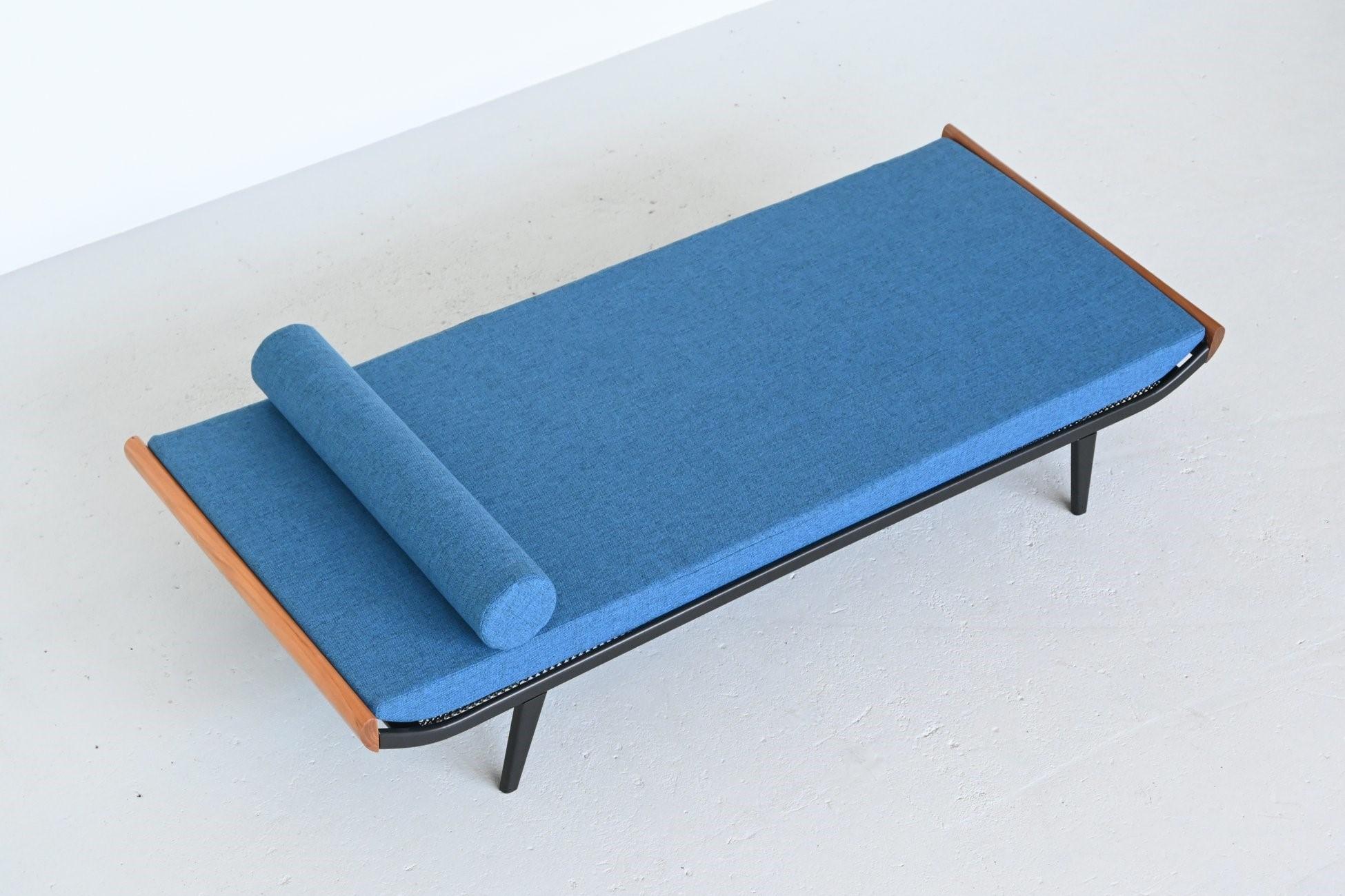 Mid-Century Modern Dick Cordemeijer Cleopatra daybed in blue Auping The Netherlands 1954 For Sale