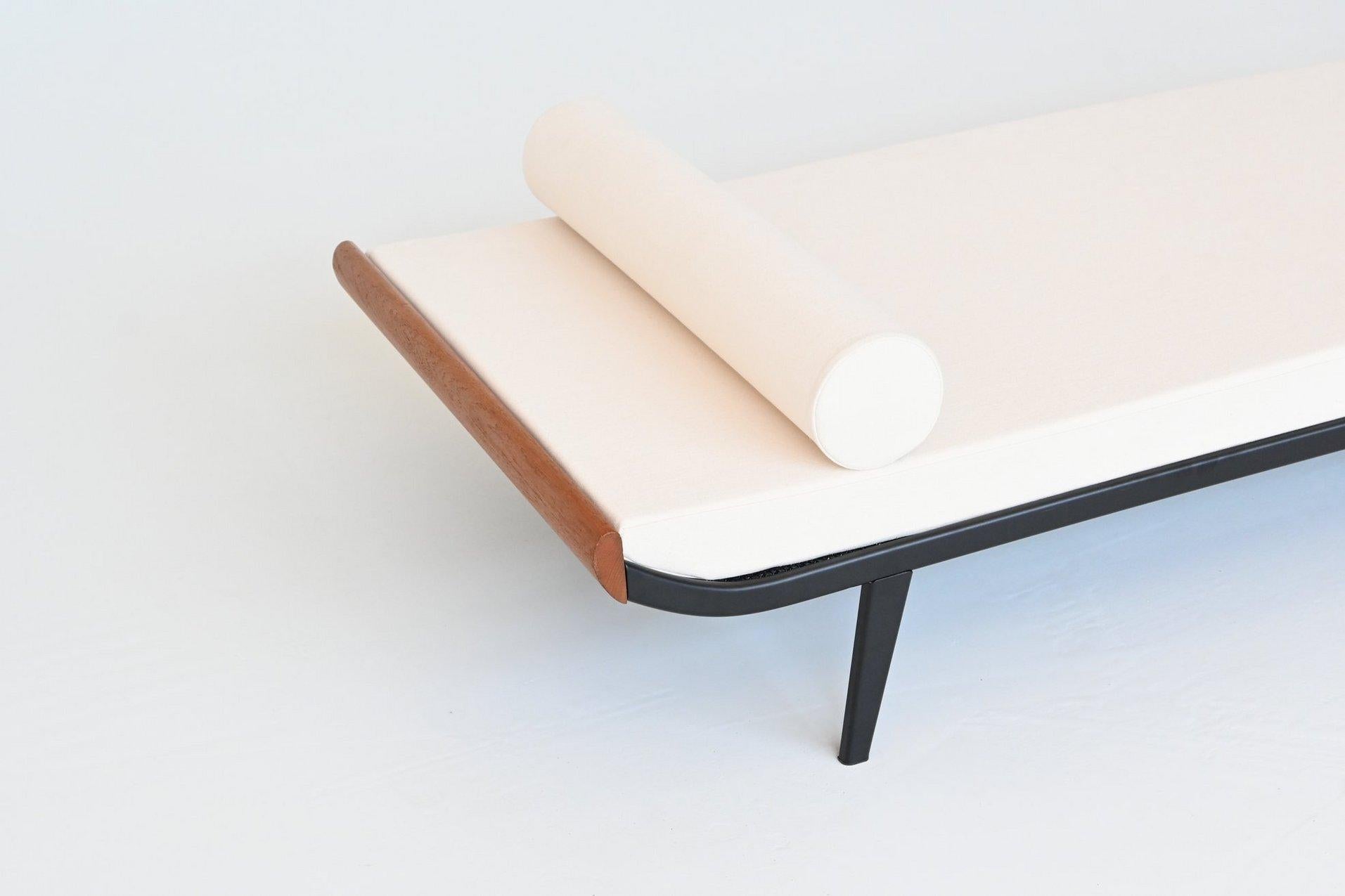 20th Century Dick Cordemeijer Cleopatra daybed in white linen Auping Netherlands 1954 For Sale