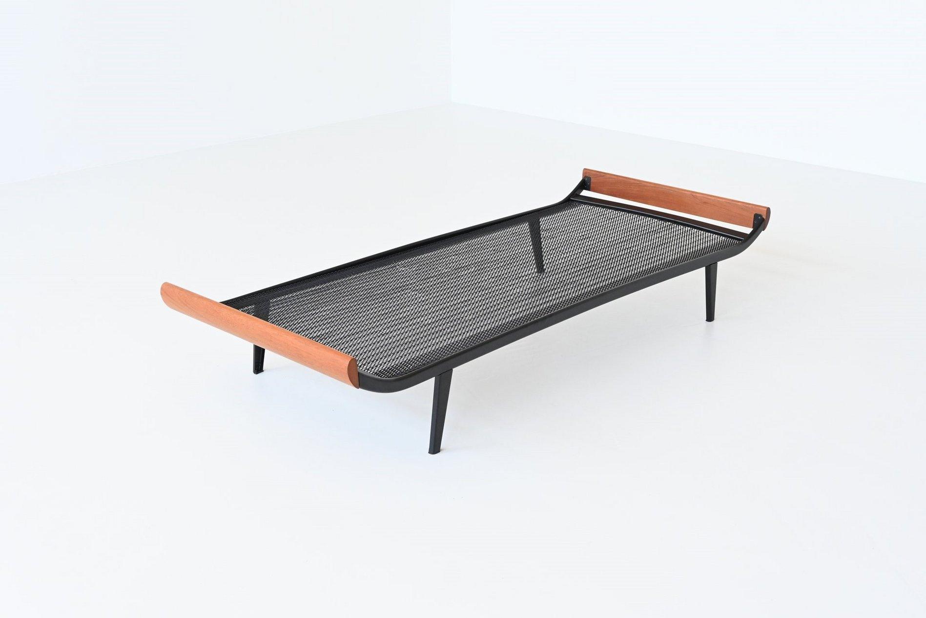Dick Cordemeijer Letto da giorno Cleopatra in lana e teak Auping Paesi Bassi 1954 in vendita 8