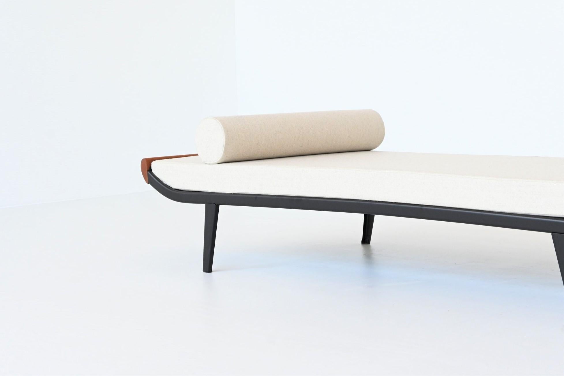 Dick Cordemeijer Cleopatra daybed in wool Auping The Netherlands 1954 For Sale 1