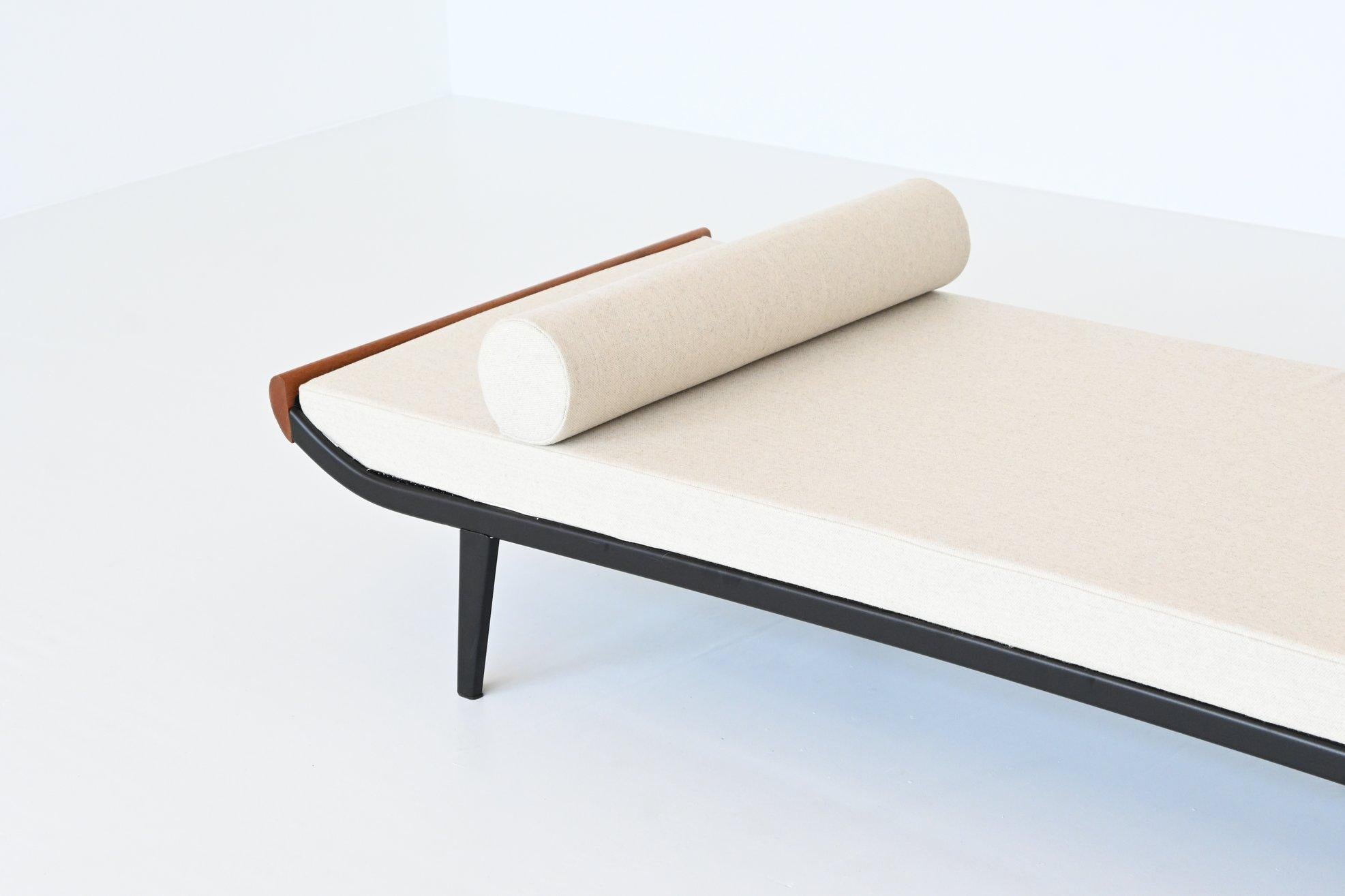 Dutch Dick Cordemeijer Cleopatra daybed wool Auping The Netherlands 1954