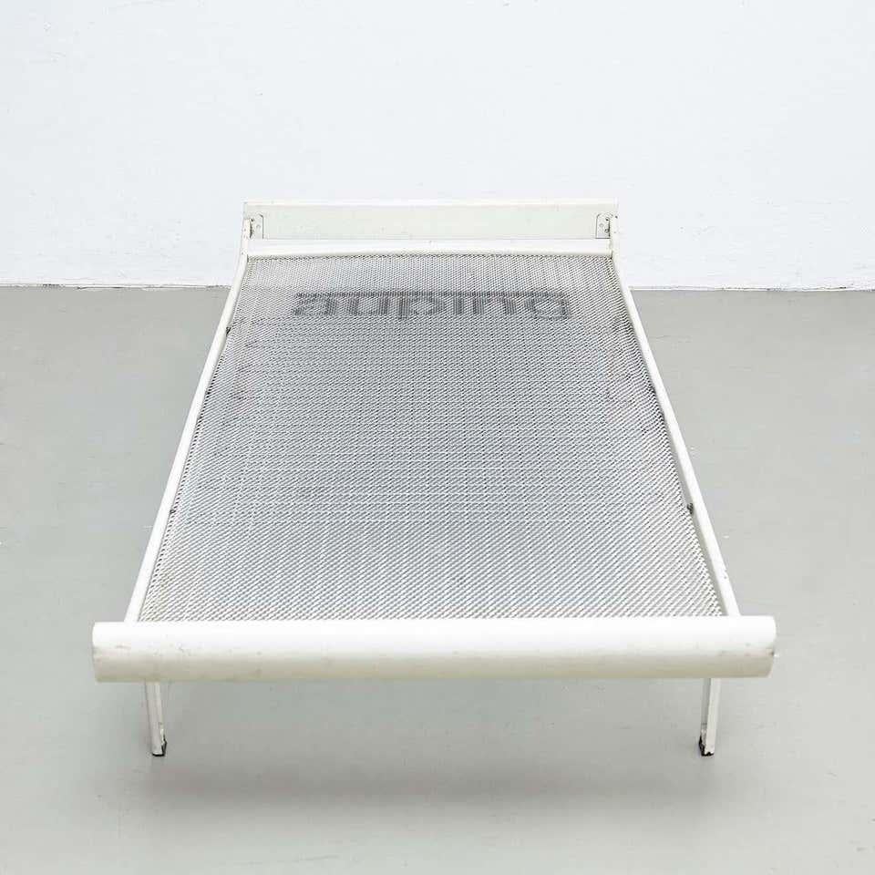Dick Cordemeijer Mid-Century Modern Metal Daybed Cleopatra, circa 1950 For Sale 6
