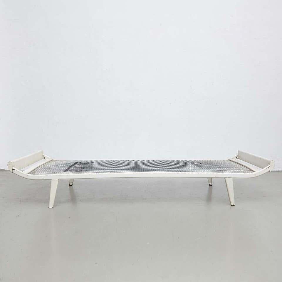 Dutch Dick Cordemeijer Mid-Century Modern Metal Daybed Cleopatra, circa 1950 For Sale