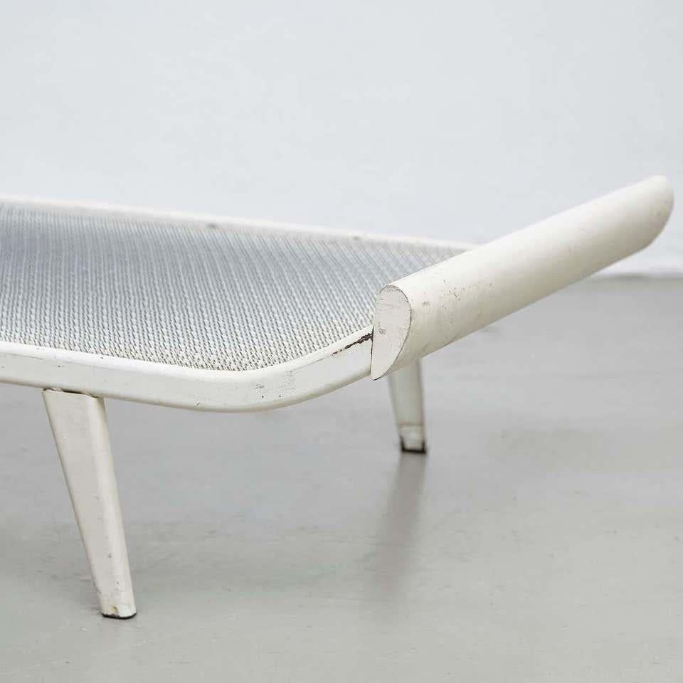 Dick Cordemeijer Mid-Century Modern Metal Daybed Cleopatra, circa 1950 For Sale 3