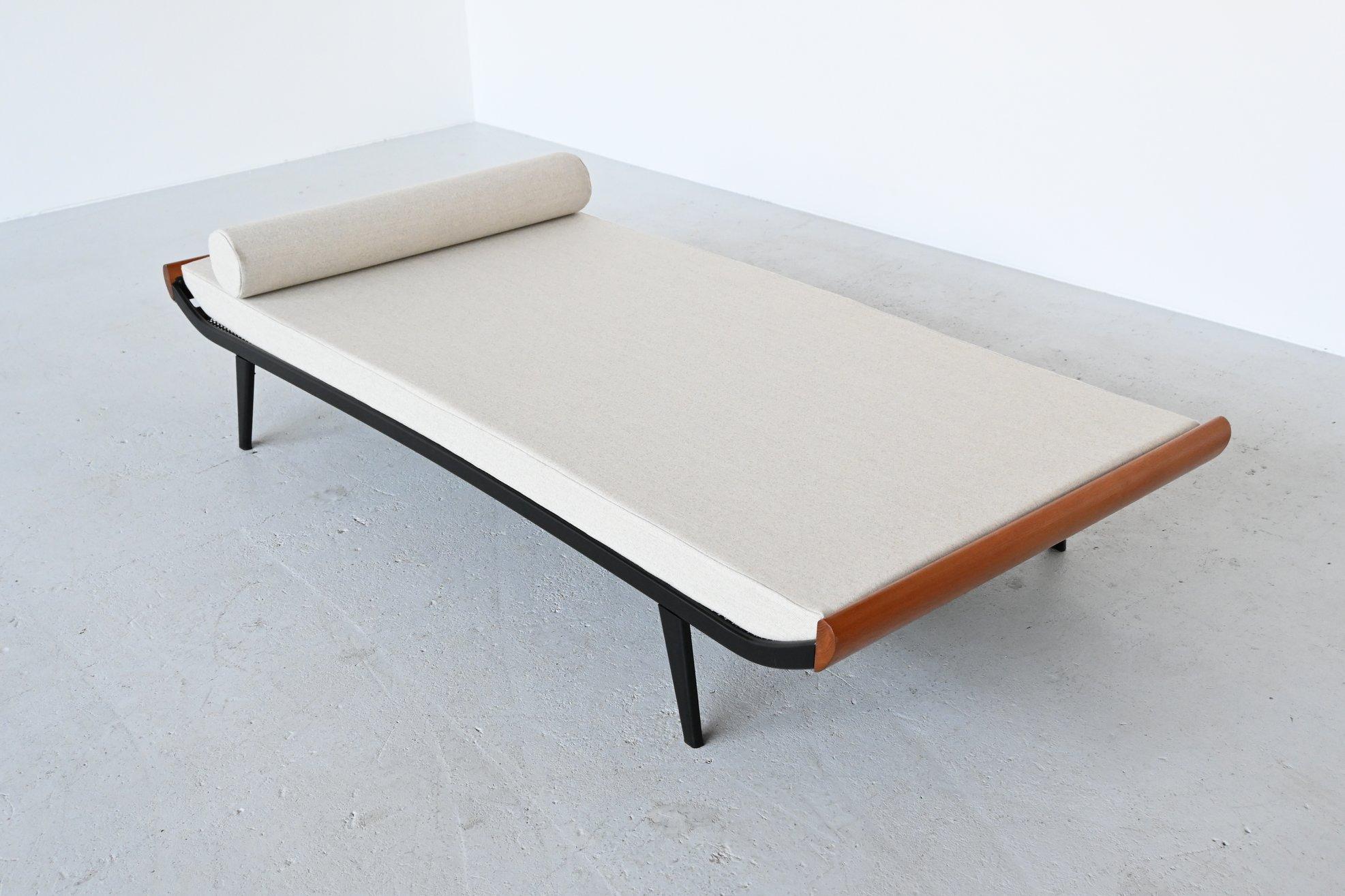 Mid-Century Modern Dick Cordemeijer Model Cleopatra Daybed Auping The Netherlands, 1954